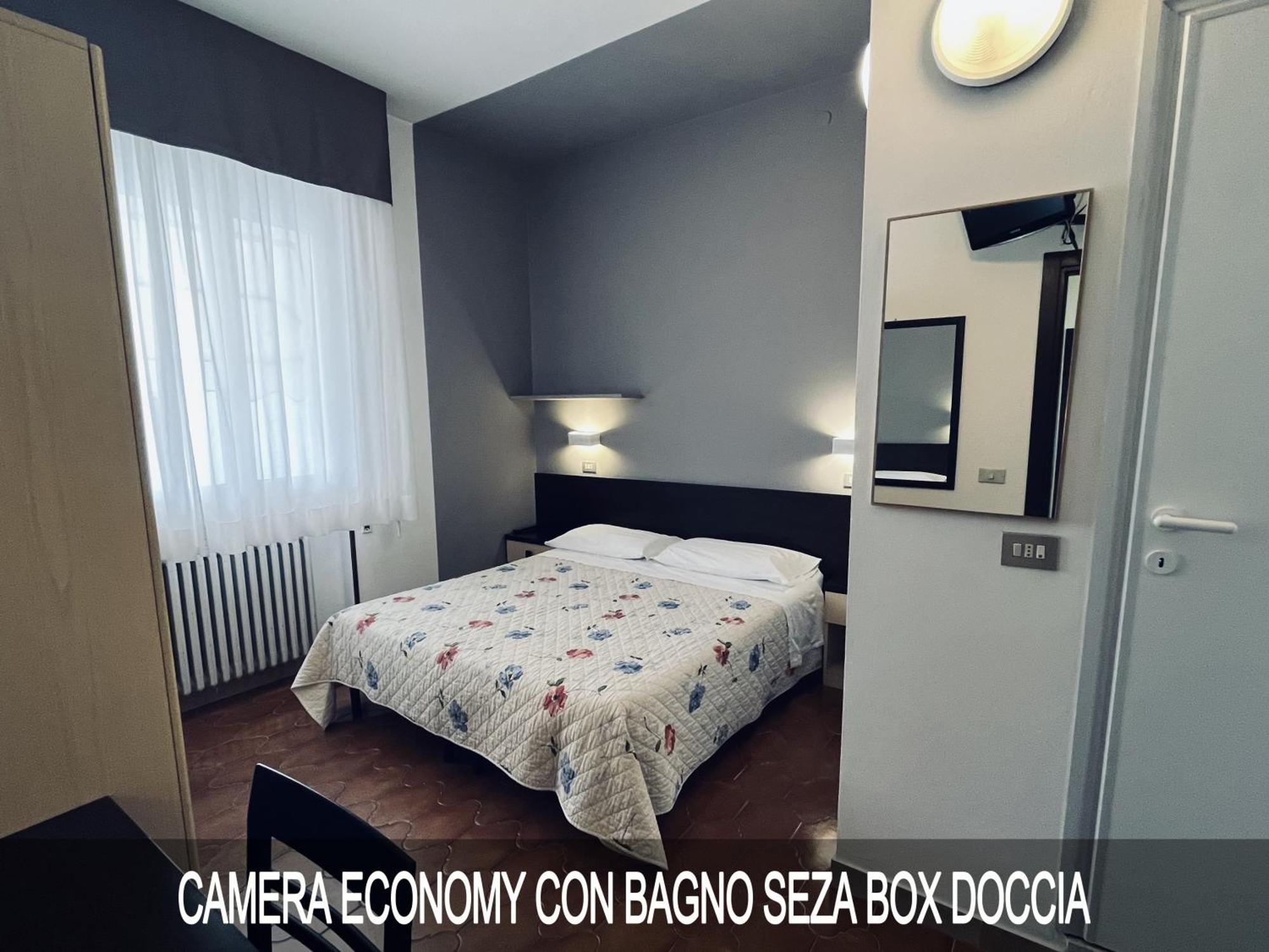 Hotel Numi & Medusa Cesenatico Extérieur photo